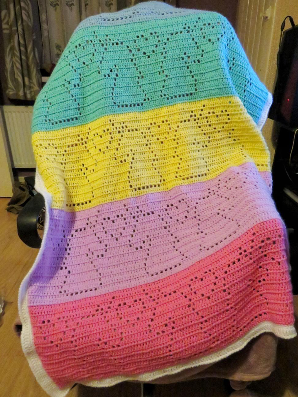 written & color blocked instructions for sc blanket SC 3 LITTLE UNICORNS graph for sc crochet blanket