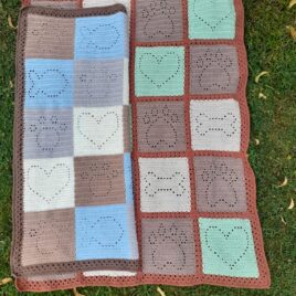 I Love My Pet Bundle – Cat & Dog Themed Blankets