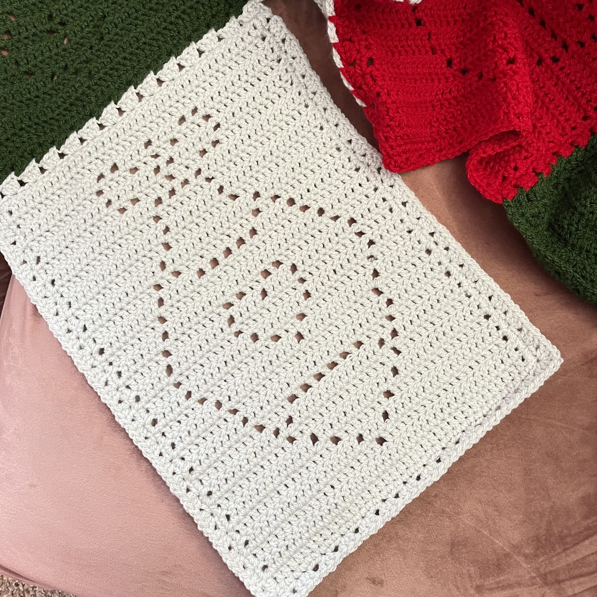 2022 Christmas Filet CAL Week 9 – Mayhem & Majesty