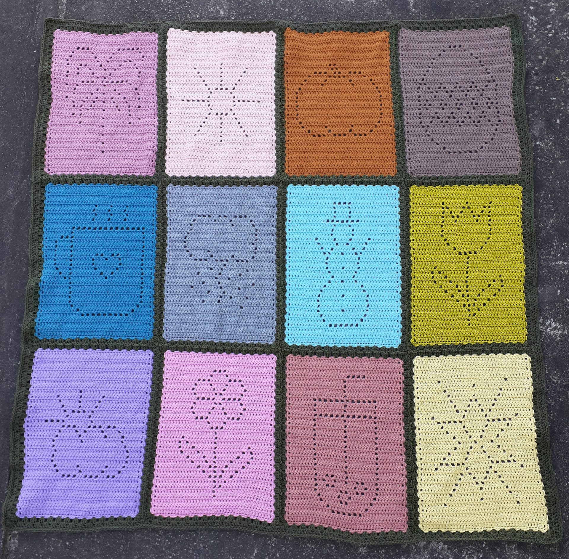 Temperature Blanket Filet Crochet Book (2023 CAL)