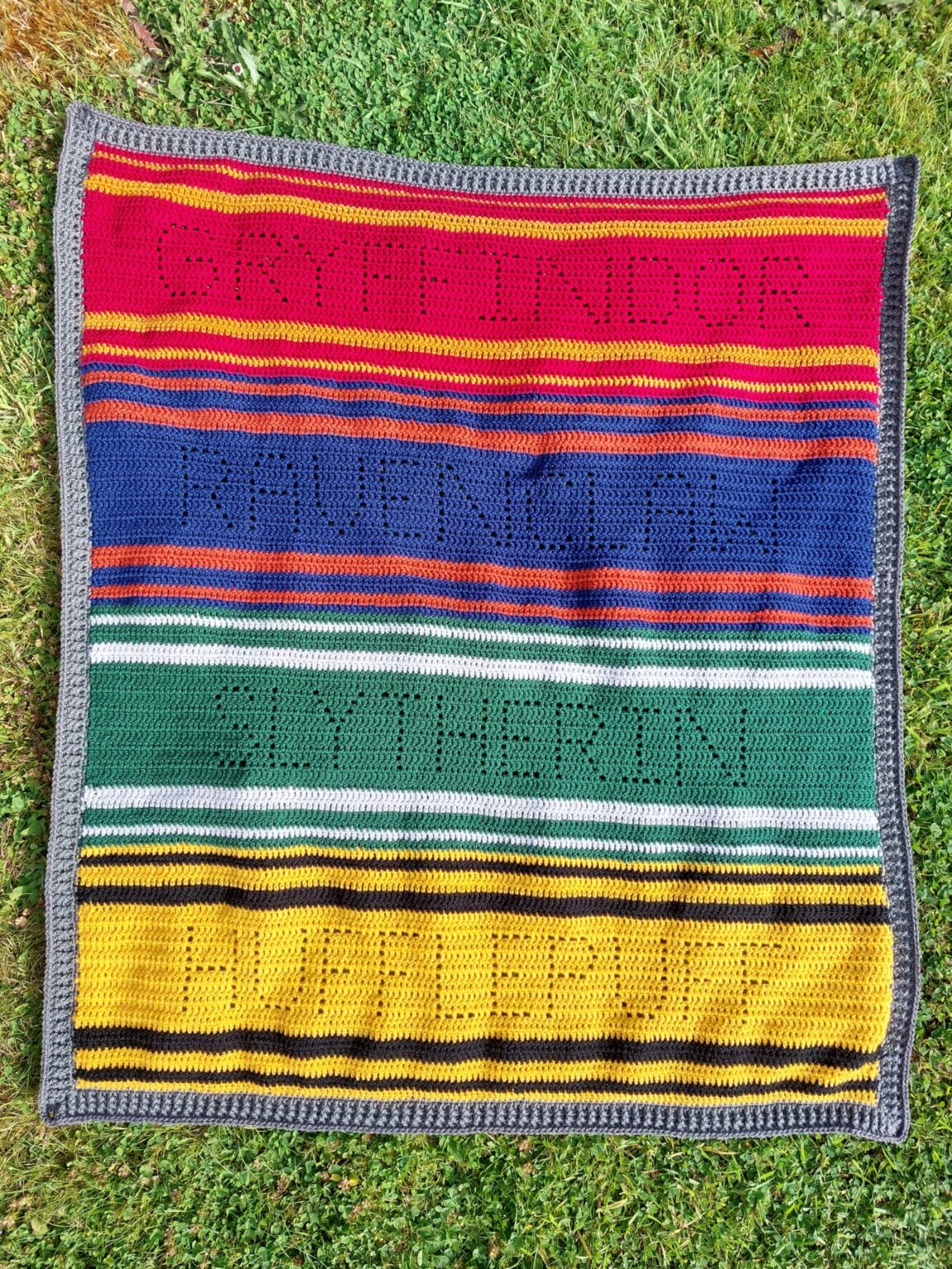 Hogwarts Houses Yarn Colors for your Next Crochet Project – Mayhem ...